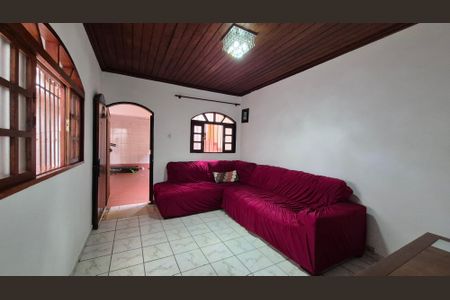 Casa à venda com 114m², 2 quartos e 1 vagaSala