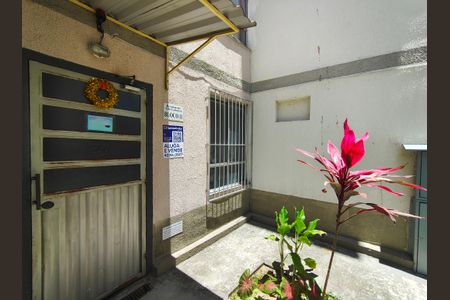 Apartamento à venda com 45m², 2 quartos e 1 vaga Apartamento à venda com 45m², 2 quartos e 1 vagaPlaca