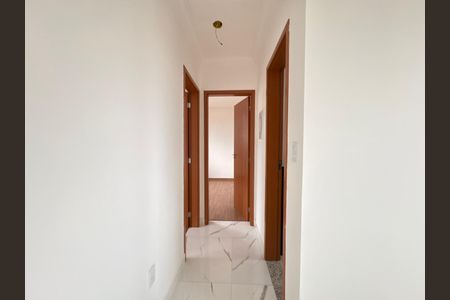 Apartamento para alugar com 56m², 2 quartos e 2 vagas Apartamento para alugar com 56m², 2 quartos e 2 vagasCorredor
