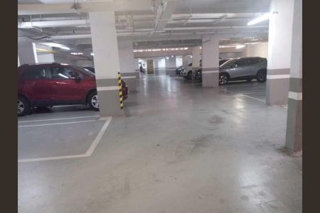 Apartamento à venda com 178m², 4 quartos e 2 vagas