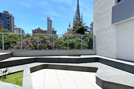 Apartamento à venda com 116m², 3 quartos e 2 vagasÁrea comum - Pátio