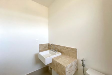 Apartamento à venda com 116m², 3 quartos e 2 vagasBanheiro da Suíte 2