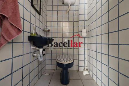 Casa à venda com 257m², 3 quartos e 1 vaga