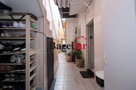 Casa à venda com 257m², 3 quartos e 1 vaga