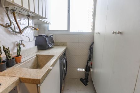 Apartamento à venda com 47m², 2 quartos e 1 vaga Apartamento à venda com 47m², 2 quartos e 1 vagaÁrea de serviço
