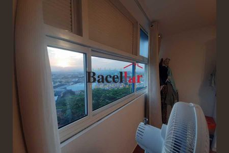 Apartamento à venda com 75m², 3 quartos e sem vaga