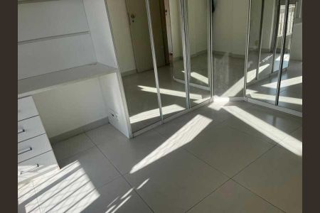 Apartamento à venda com 80m², 2 quartos e 1 vaga