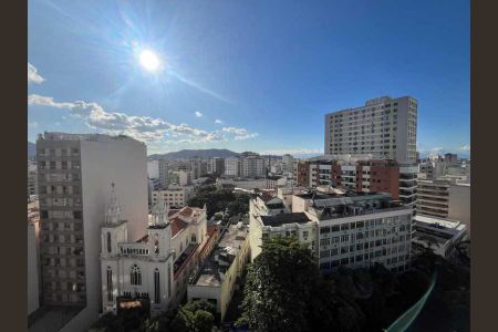 Apartamento à venda com 80m², 2 quartos e 1 vaga