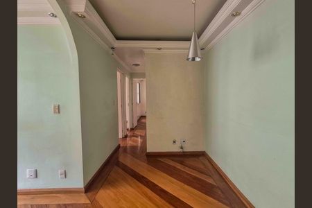 Sala de apartamento para alugar com 3 quartos, 67m² em Jardim Dabril, São Paulo