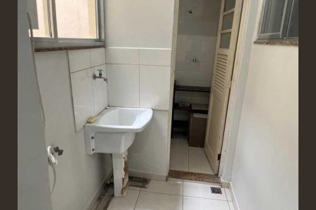 Apartamento à venda com 81m², 2 quartos e sem vaga