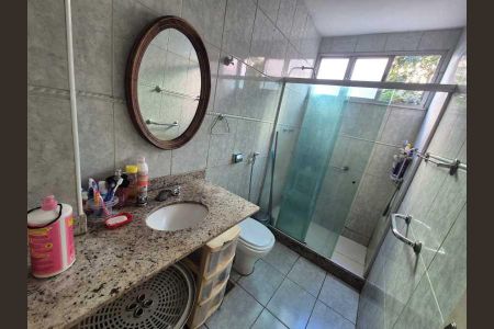 Apartamento à venda com 70m², 2 quartos e 1 vaga