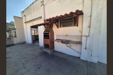 Apartamento à venda com 70m², 2 quartos e 1 vaga