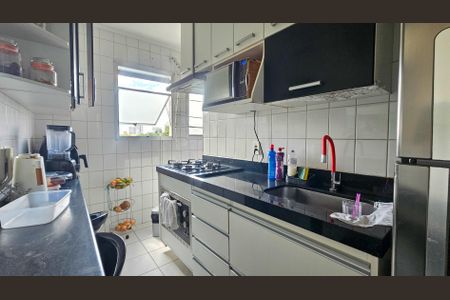 Cozinha  de apartamento à venda com 2 quartos, 43m² em Vila Arriete, São Paulo