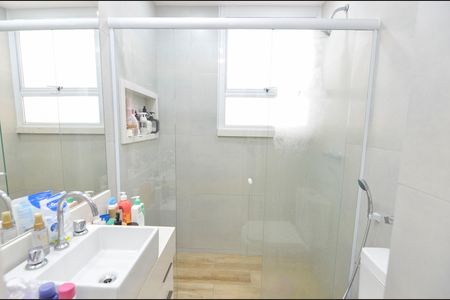 Apartamento à venda com 127m², 2 quartos e 1 vaga Apartamento à venda com 127m², 2 quartos e 1 vagaBanheiro da Suíte