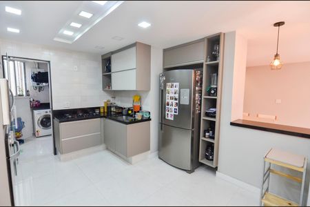 Apartamento à venda com 127m², 2 quartos e 1 vaga Apartamento à venda com 127m², 2 quartos e 1 vagaCozinha