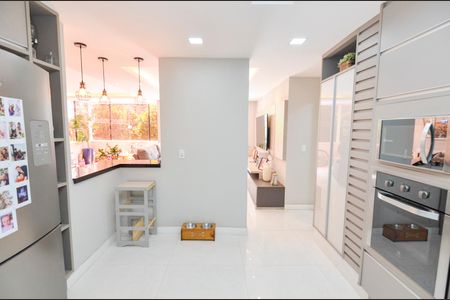 Apartamento à venda com 127m², 2 quartos e 1 vaga Apartamento à venda com 127m², 2 quartos e 1 vagaCozinha