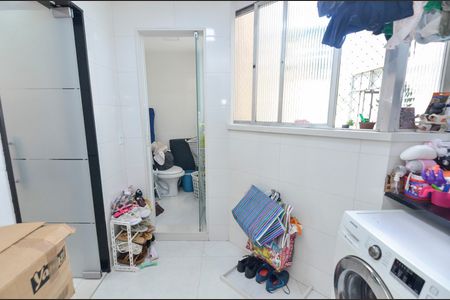 Apartamento à venda com 127m², 2 quartos e 1 vaga Apartamento à venda com 127m², 2 quartos e 1 vagaÁrea de Serviço