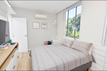 Apartamento à venda com 127m², 2 quartos e 1 vaga Apartamento à venda com 127m², 2 quartos e 1 vagaSuíte