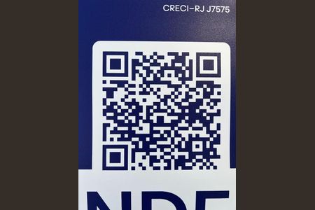 Apartamento à venda com 127m², 2 quartos e 1 vaga Apartamento à venda com 127m², 2 quartos e 1 vagaFachada