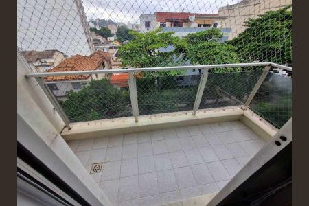Apartamento à venda com 71m², 2 quartos e 1 vaga