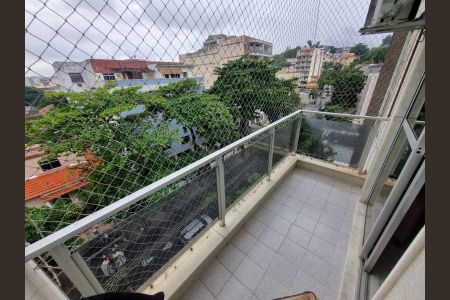 Apartamento à venda com 71m², 2 quartos e 1 vaga