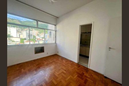 Apartamento à venda com 98m², 3 quartos e 1 vaga