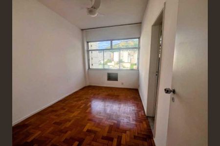 Apartamento à venda com 98m², 3 quartos e 1 vaga