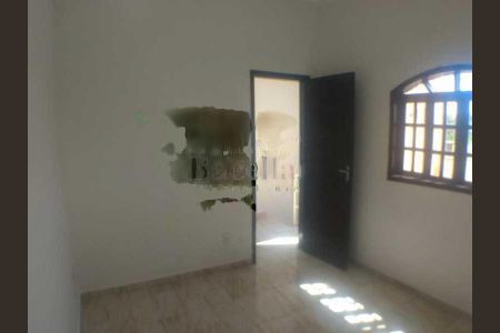 Casa à venda com 3 quartos, 85m² em Rocha Miranda, Rio de Janeiro