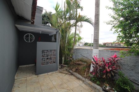 Casa para alugar com 200m², 3 quartos e 1 vagaÁrea de Serviço