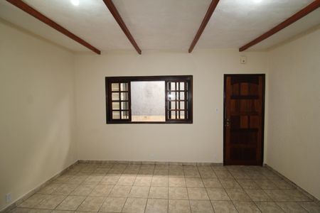 Casa para alugar com 200m², 3 quartos e 1 vagaSala