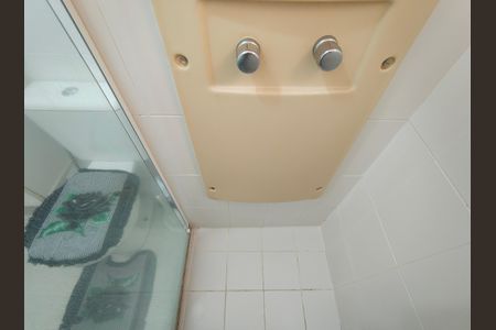 Apartamento para alugar com 57m², 1 quarto e 1 vaga Apartamento para alugar com 57m², 1 quarto e 1 vagaBanheiro