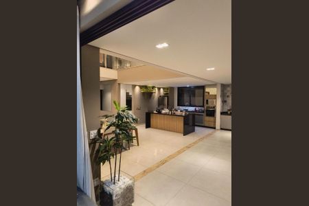 Casa à venda com 303m², 3 quartos e 4 vagas Casa à venda com 303m², 3 quartos e 4 vagasFoto 05