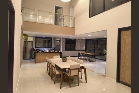Foto 17 de casa à venda com 3 quartos, 303m² em Swiss Park, Campinas