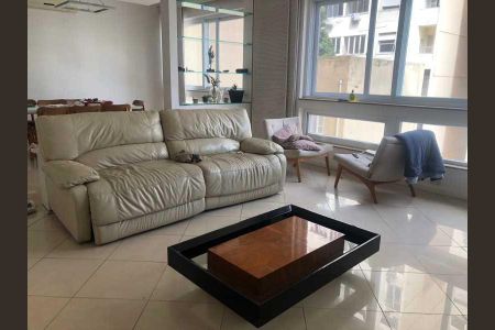 Apartamento à venda com 235m², 3 quartos e 1 vaga