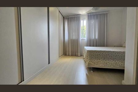 Casa de condomínio à venda com 121m², 2 quartos e 1 vaga