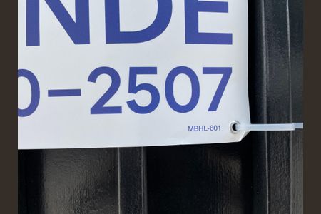 Casa à venda com 200m², 3 quartos e 2 vagas Casa à venda com 200m², 3 quartos e 2 vagasMBHL-601