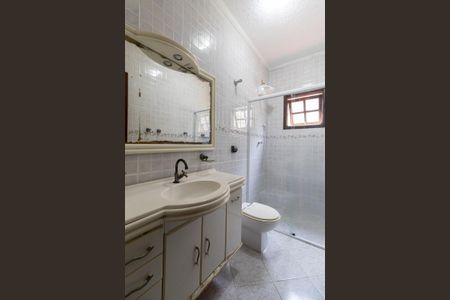 Casa à venda com 200m², 3 quartos e 2 vagas Casa à venda com 200m², 3 quartos e 2 vagasBanheiro Suíte