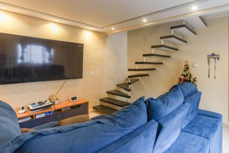 Casa à venda com 135m², 3 quartos e 3 vagas Casa à venda com 135m², 3 quartos e 3 vagasSala