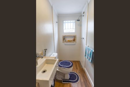 Casa à venda com 135m², 3 quartos e 3 vagas Casa à venda com 135m², 3 quartos e 3 vagasLavabo