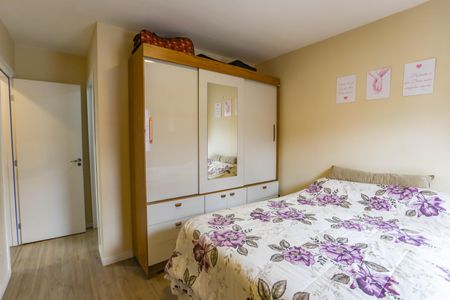 Suíte de casa à venda com 3 quartos, 135m² em Piraporinha, Diadema