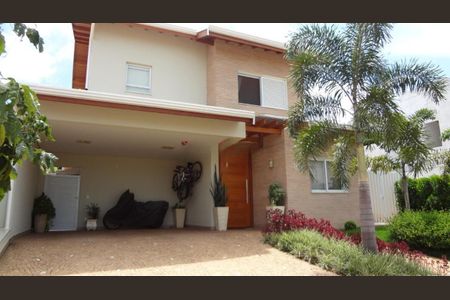 Foto 01 de casa de condomínio à venda com 3 quartos, 270m² em Swiss Park, Campinas