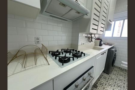 Apartamento à venda com 70m², 2 quartos e 2 vagas Apartamento à venda com 70m², 2 quartos e 2 vagasCozinha