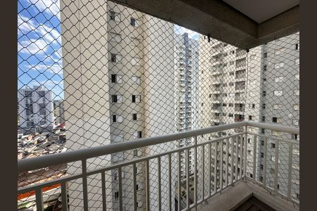 Apartamento à venda com 70m², 2 quartos e 2 vagas Apartamento à venda com 70m², 2 quartos e 2 vagasVaranda