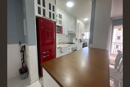 Apartamento à venda com 70m², 2 quartos e 2 vagas Apartamento à venda com 70m², 2 quartos e 2 vagasCozinha