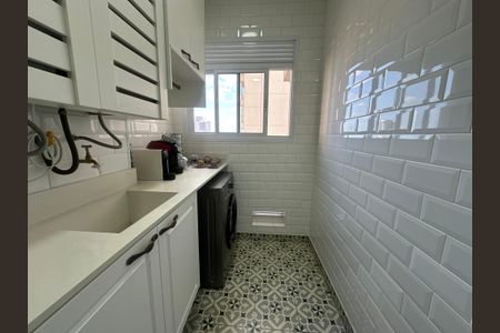 Apartamento à venda com 70m², 2 quartos e 2 vagas Apartamento à venda com 70m², 2 quartos e 2 vagasÁrea de Serviço
