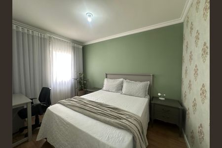 Apartamento à venda com 70m², 2 quartos e 2 vagas Apartamento à venda com 70m², 2 quartos e 2 vagasSuíte