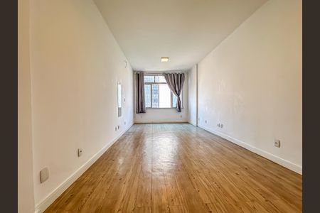 Studio à venda com 34m², 1 quarto e sem vaga