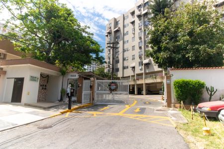Apartamento à venda com 84m², 2 quartos e 1 vagaFachada
