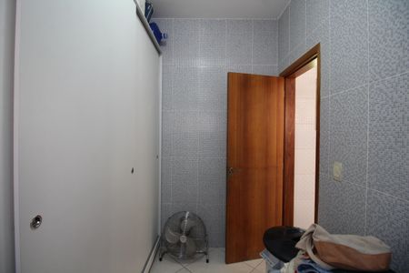 Casa de condomínio à venda com 315m², 6 quartos e 2 vagasQuarto de Serviço