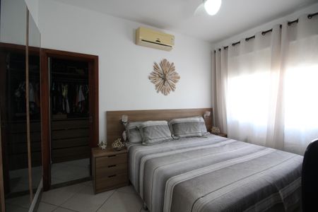 Casa de condomínio à venda com 315m², 6 quartos e 2 vagasEdícula - Quarto